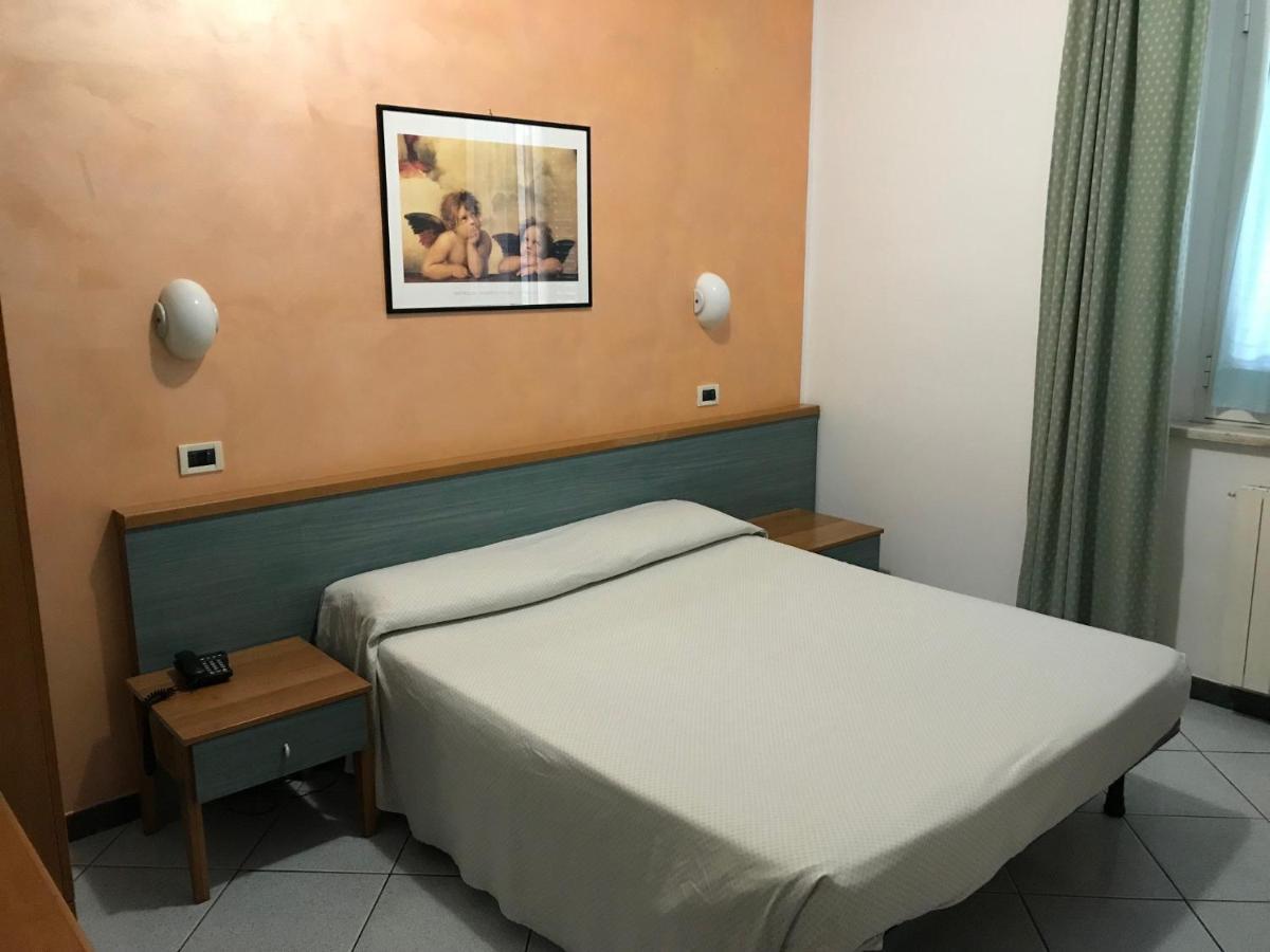 Hotel Amico Fritz Livorno Luaran gambar