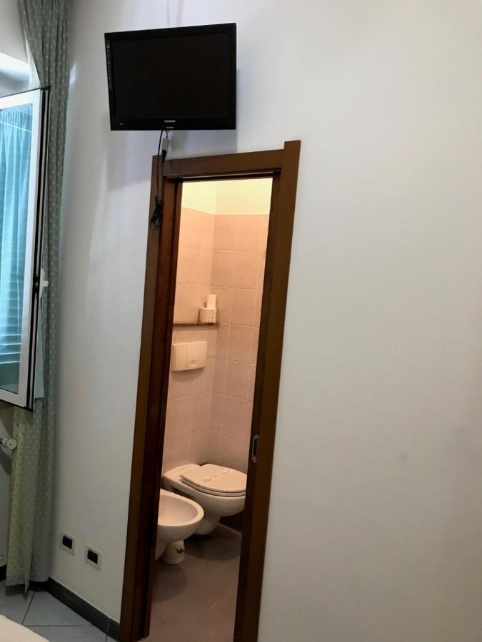 Hotel Amico Fritz Livorno Luaran gambar